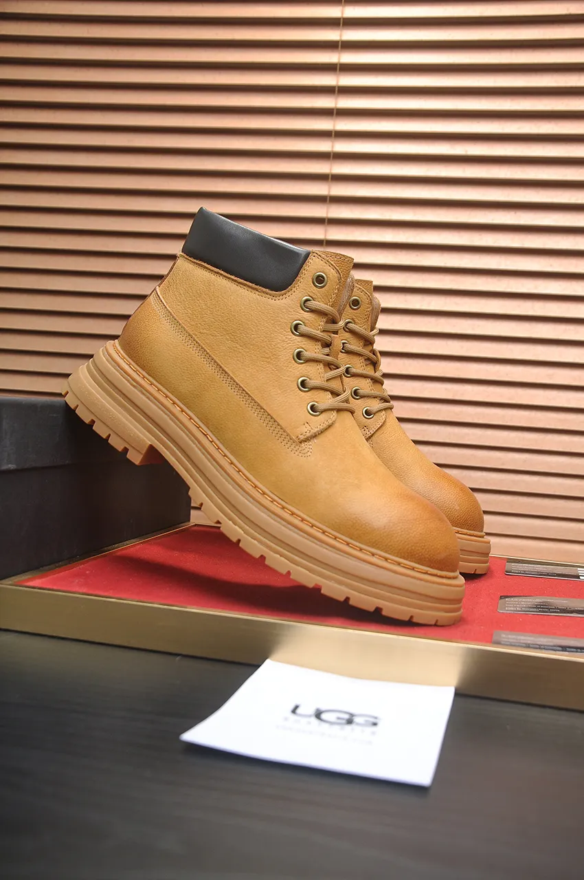 Men's shoes 💰680💶【UGG】(full genuine wool lining) Please pay attention to the quality of the original order and compare the thickness of the wool 🏮🏮Hot style Martin boots from Australia's warm luxury brand men's shoes, official website synchronization, Beckham men's style..., made of imported top-layer waxed cowhide, waxed toe box, Australian real wool velvet lining Carefully sewn...Imported rubber Martin boots outsole (comfortable, soft and wear-resistant). I really like the quality...Exquisite workmanship, you can't put it down once you see it. Code number 39-44